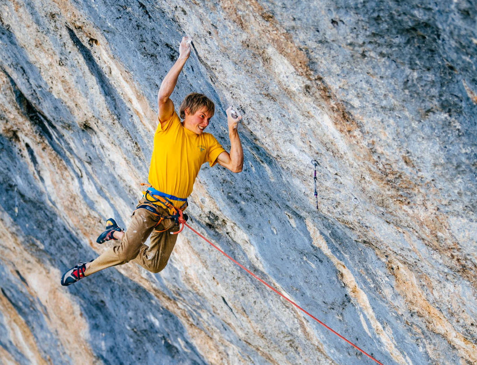 Alex Megos - Bibliographie 9b+ - Céüse, France