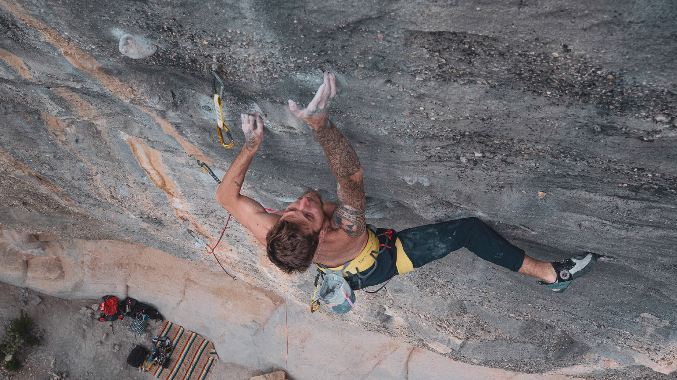 Felipe Camargo - Gancho perfecto 9a+ - Margalef, España